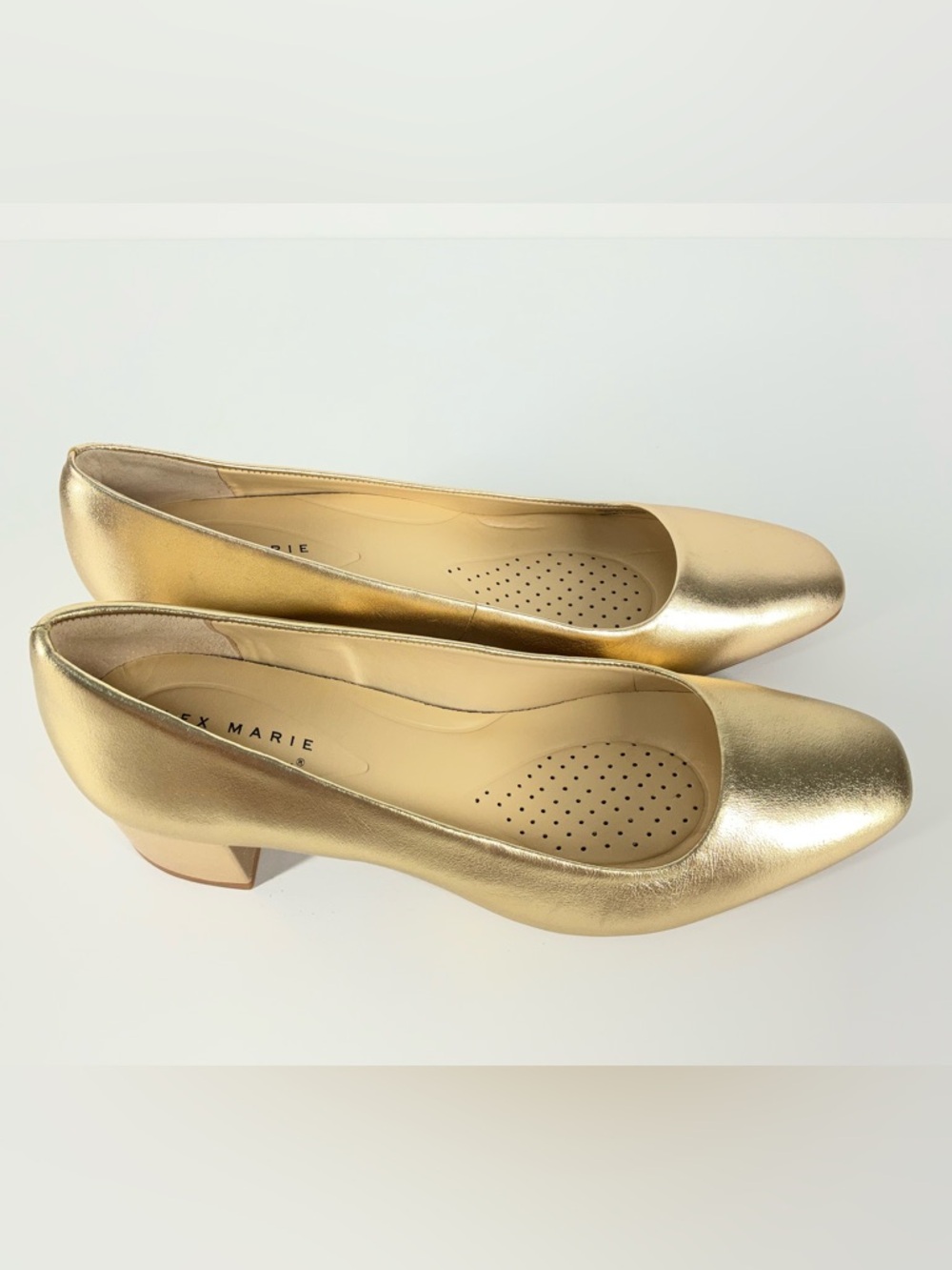 Alex Marie Phoebe Soft‎ Gold Block Heel Pumps Women’s Size 8.5 - Picture 13 of 16